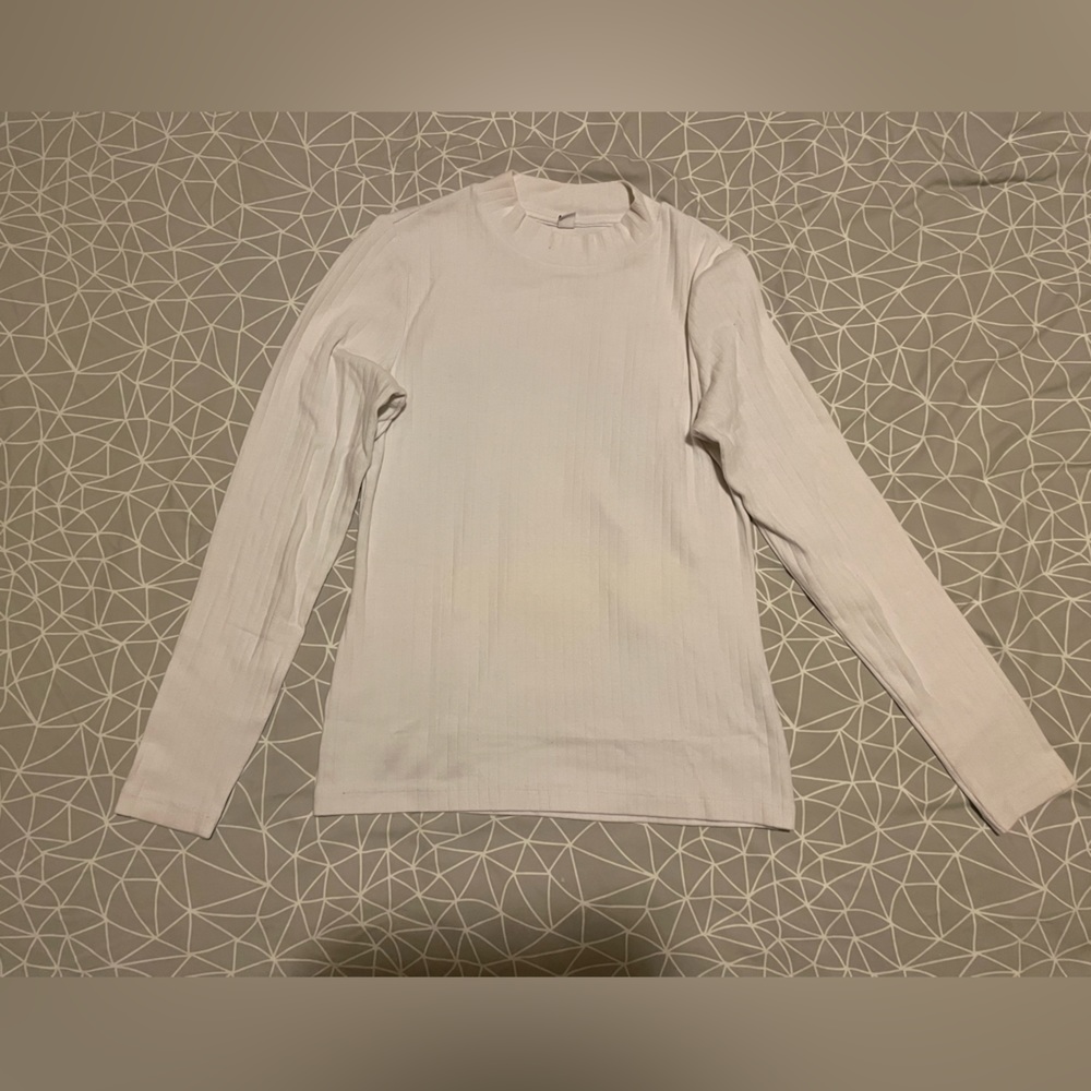 White knit sweater, Size S, soft